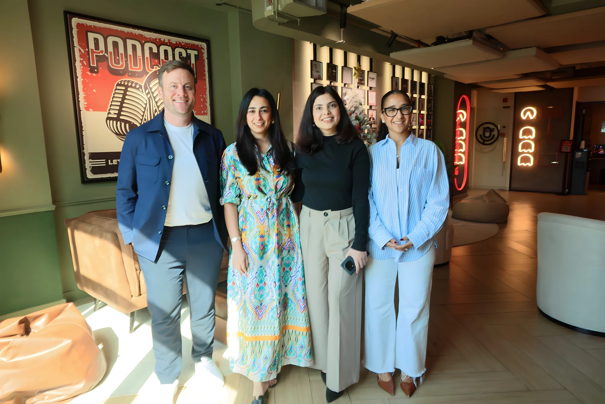 form placeholder image get in touch