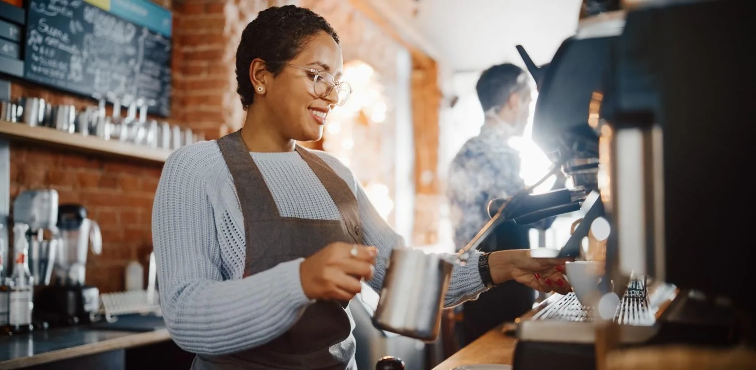 barista taking payment