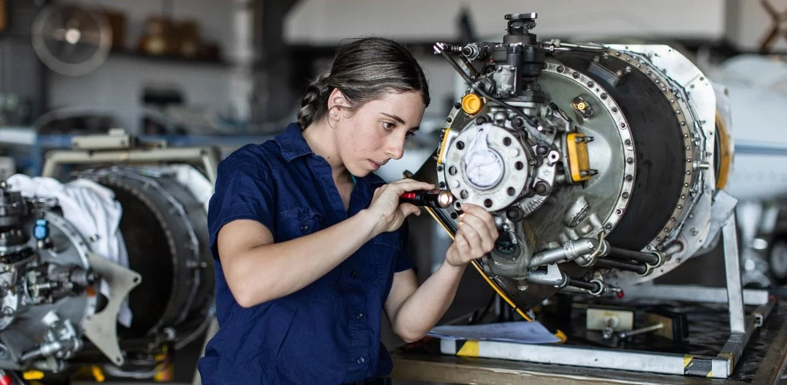 aeronautical engineer