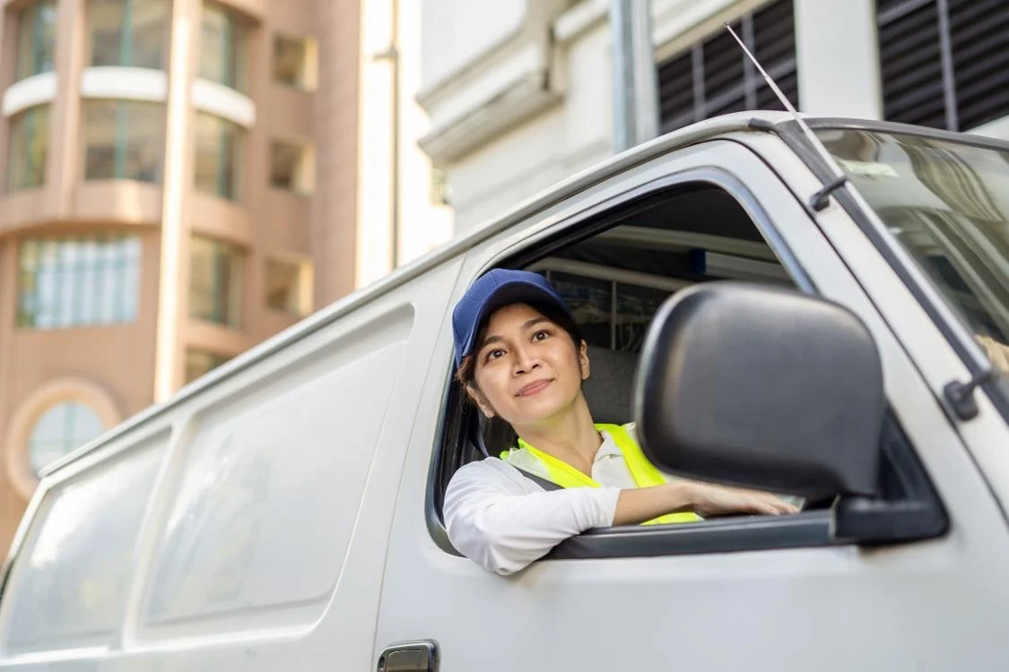 Full-Time and Permanent Driving Positions image