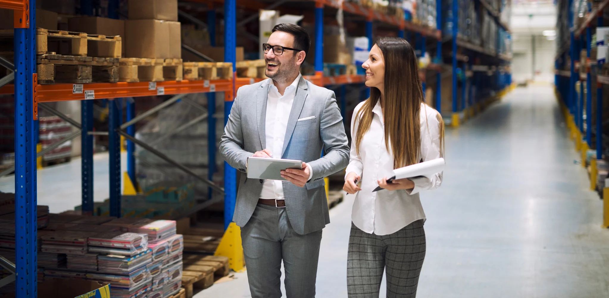 Small vs Large Logistics Operators: What Challenges Do They Face?