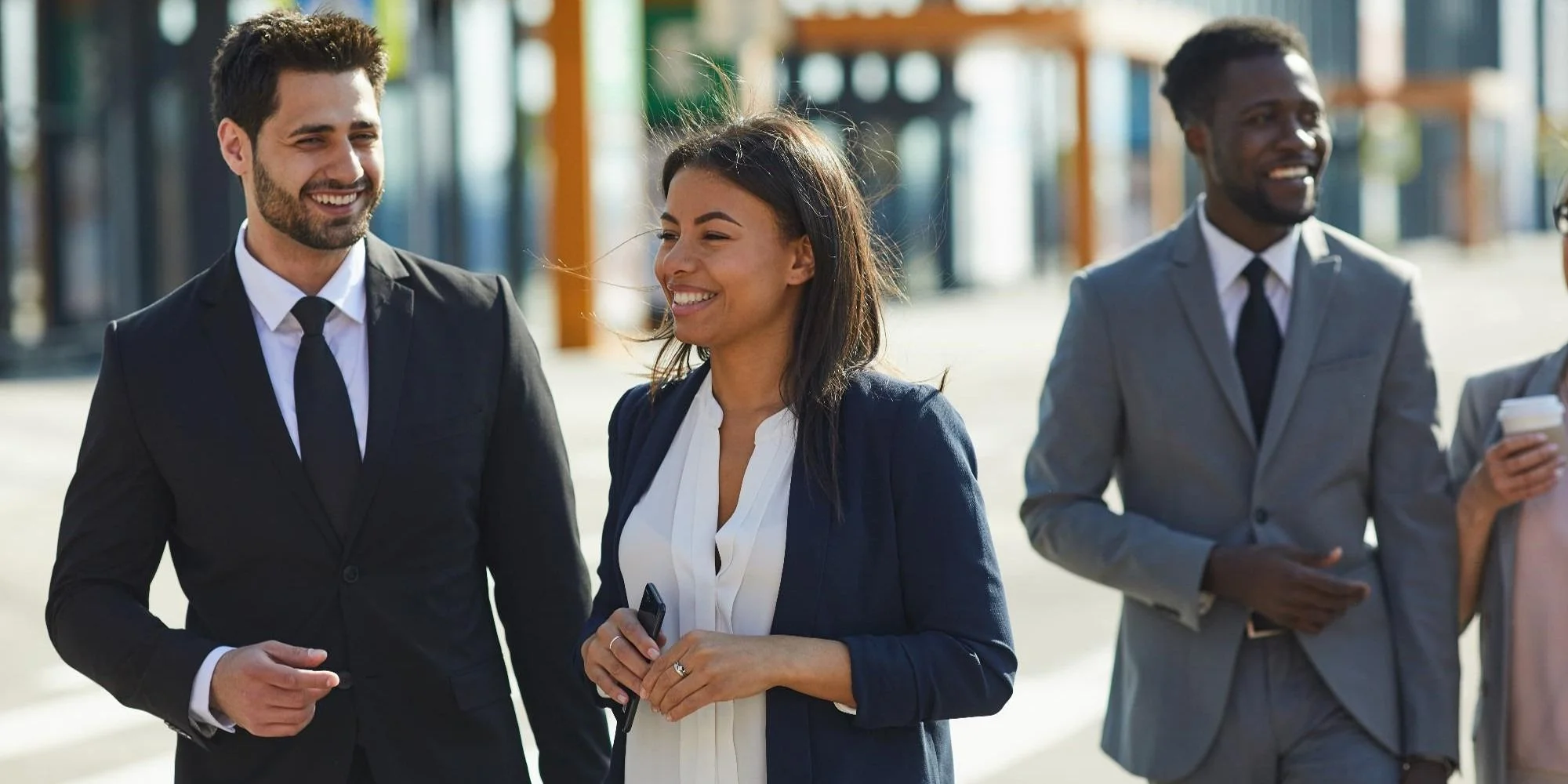 Law firms in London are actively hiring top-tier Australian and New Zealand lawyers.