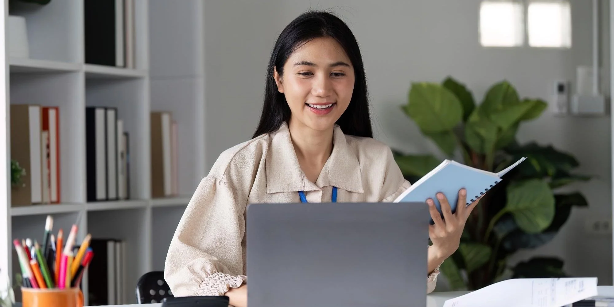 Paralegal vs Legal Assistant: Key Differences and Career Progression