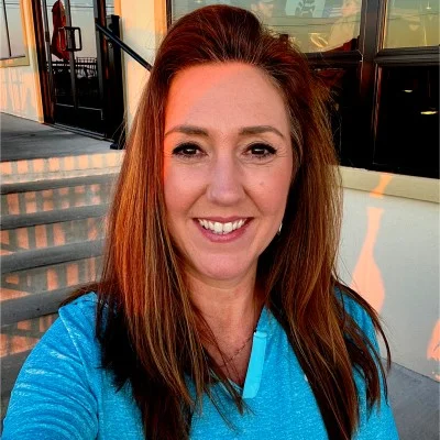 consultant headshot: Maureen Cervone 