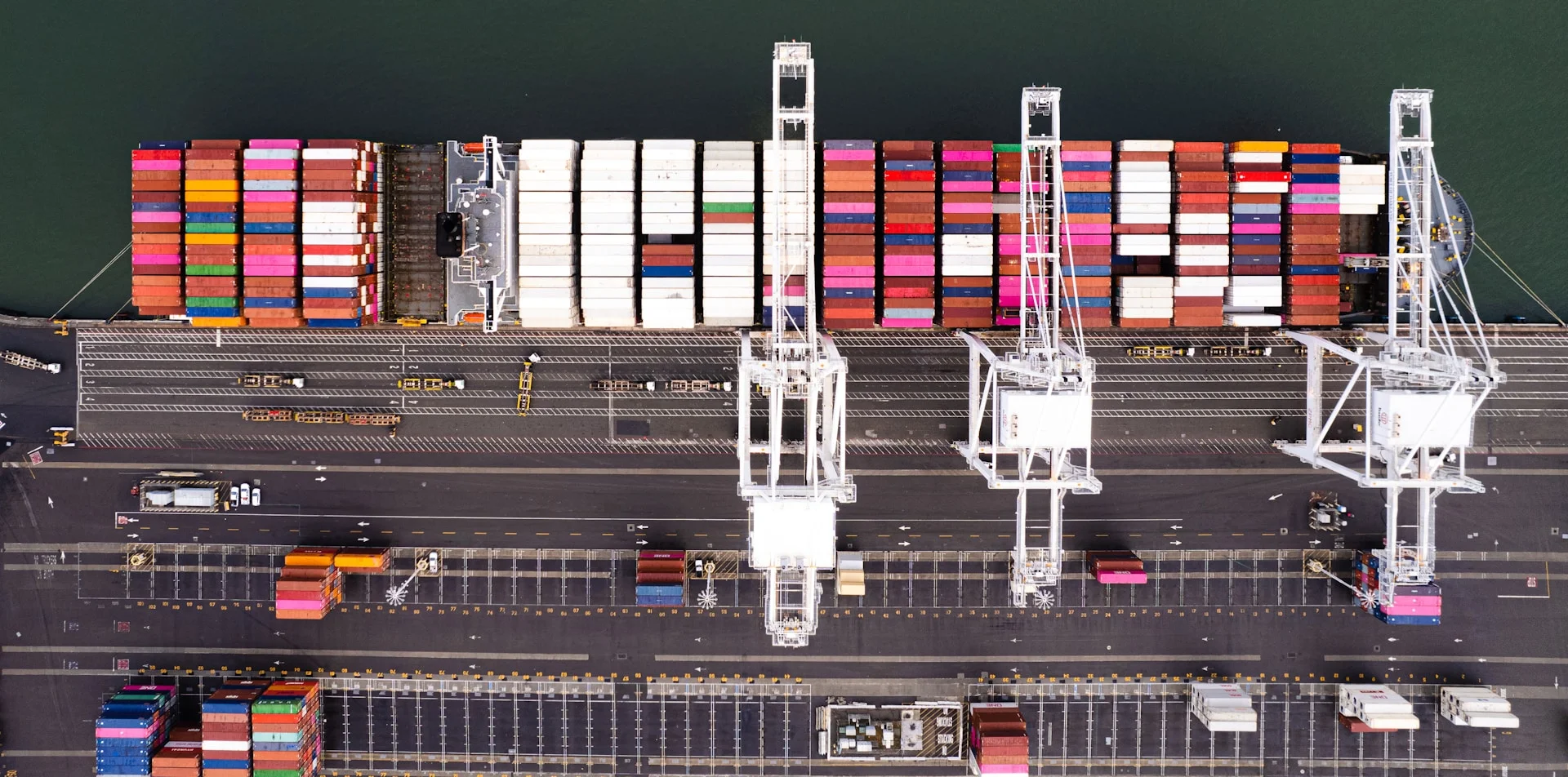 How to Hire Sales Directors in Project Logistics Without Leaking Strategy