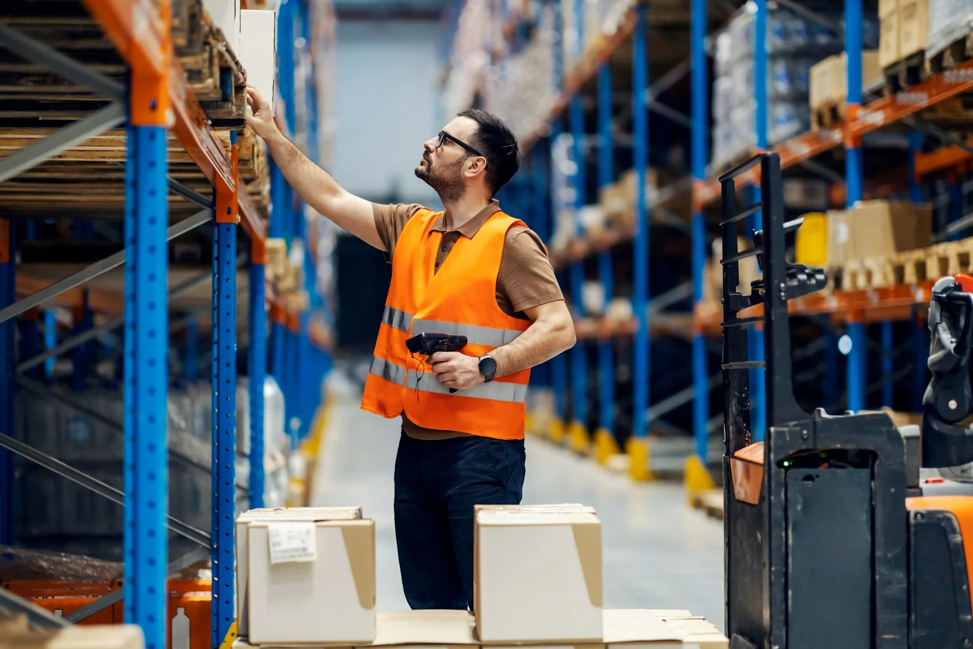 How to Explain Employment Gaps or Career Changes in Freight and Logistics  