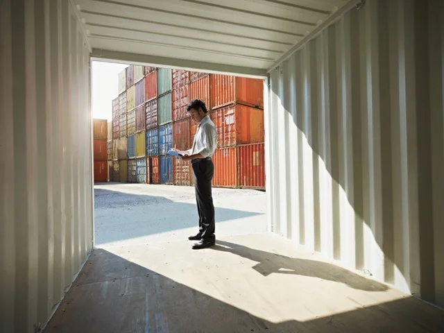 How to Retain Staff & Offer Long-Term Careers in the Freight Forwarding Sector 	
