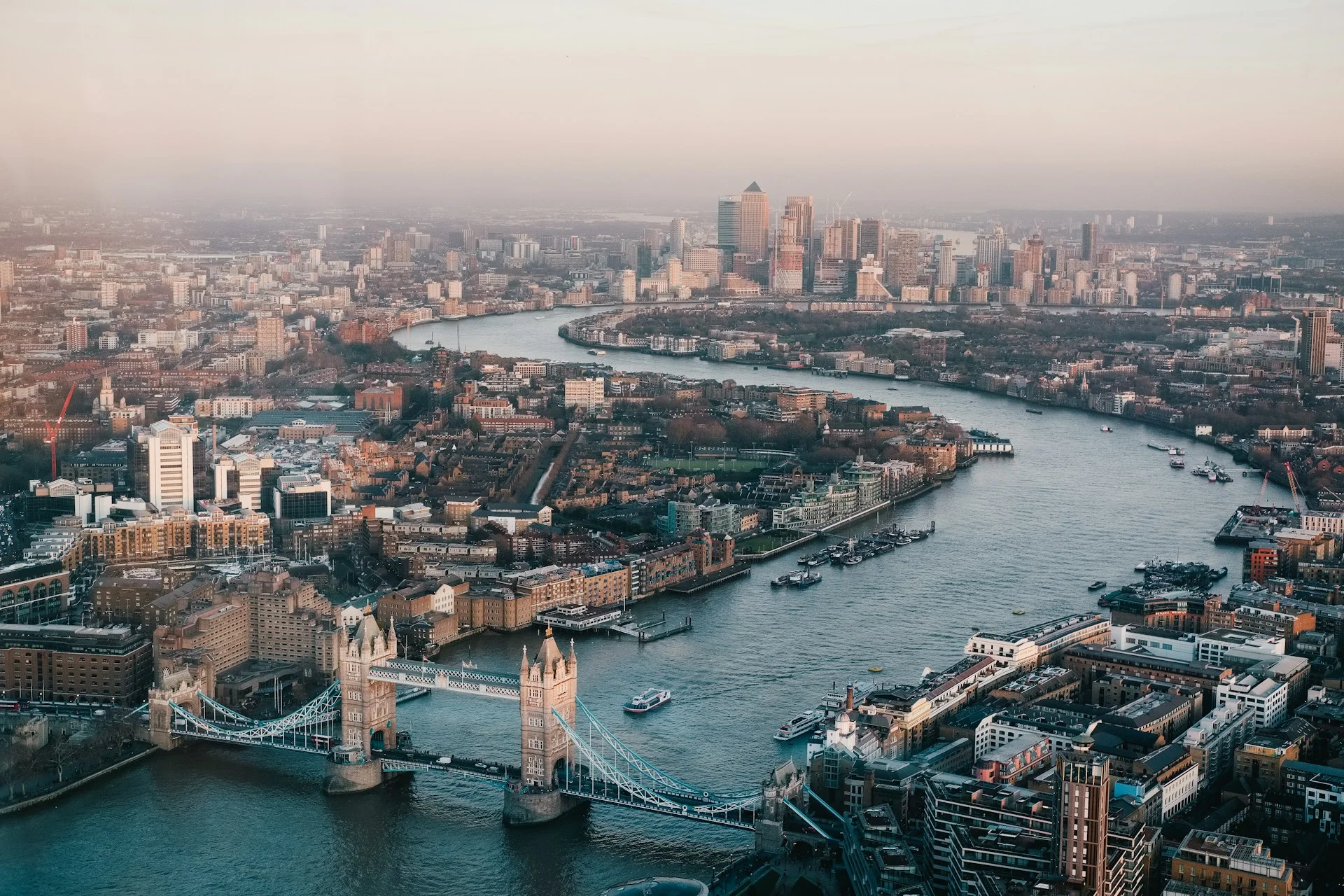 Graduate Jobs London: The Home of Networking Careers