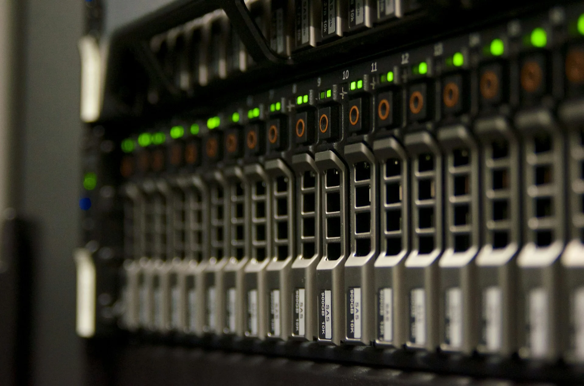Enterprise Networking 2026: Pay, Skills & the Talent Race