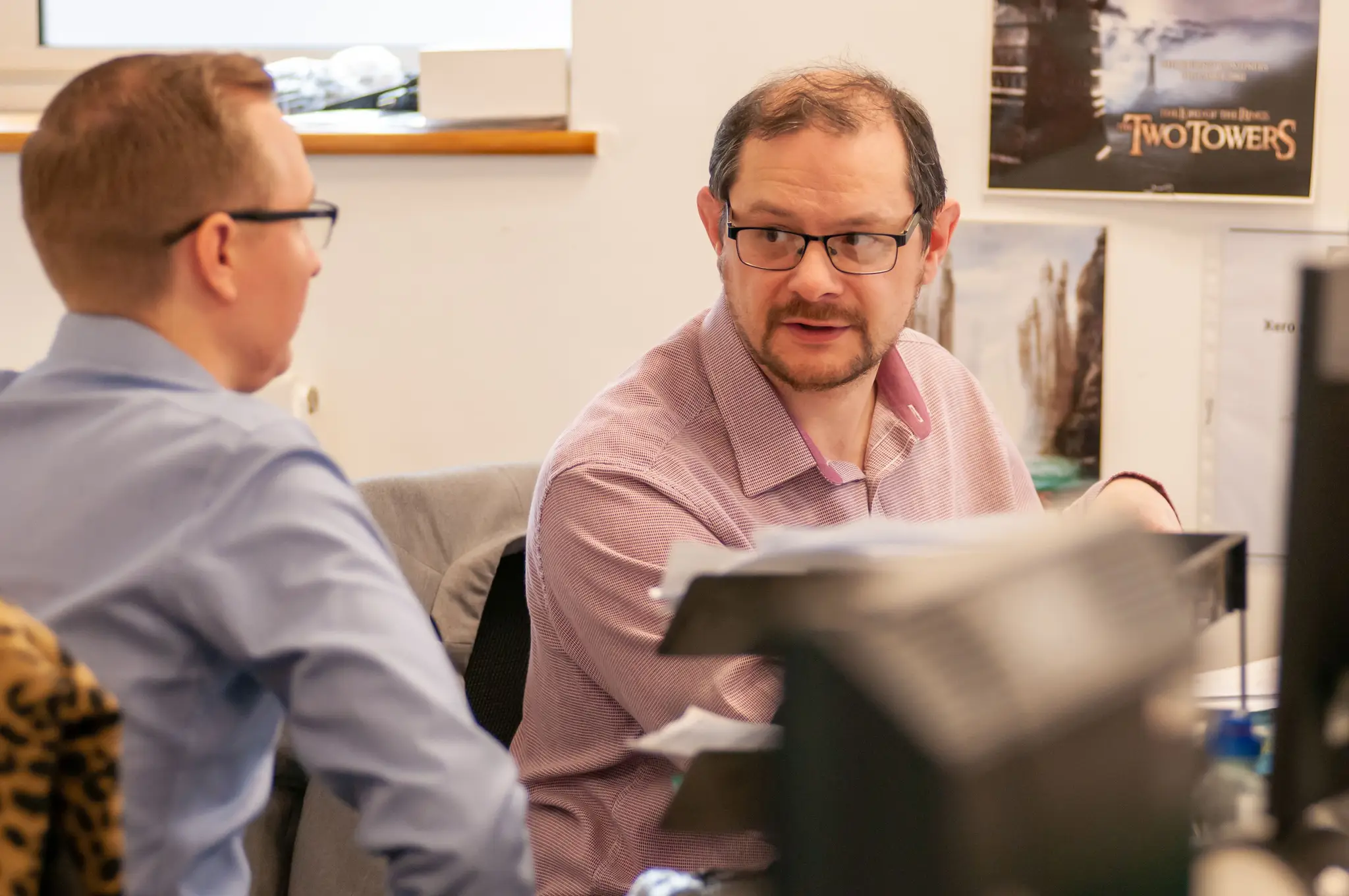 https://sitescdn.wearevennture.co.uk/public/harold-sharp-careers/assets/aboffice.webp