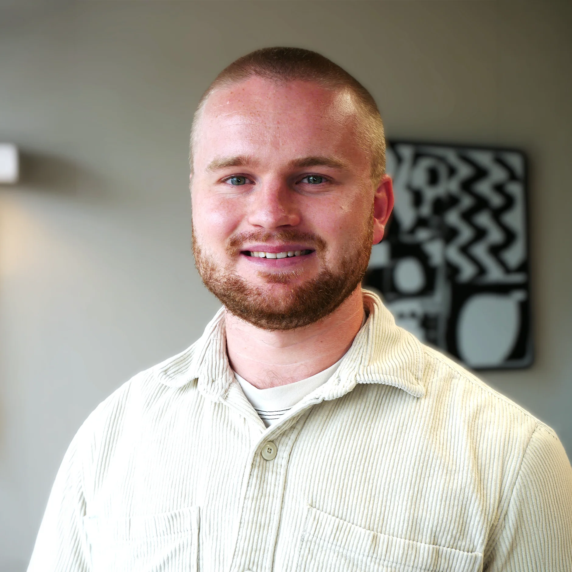 tom amer headshot