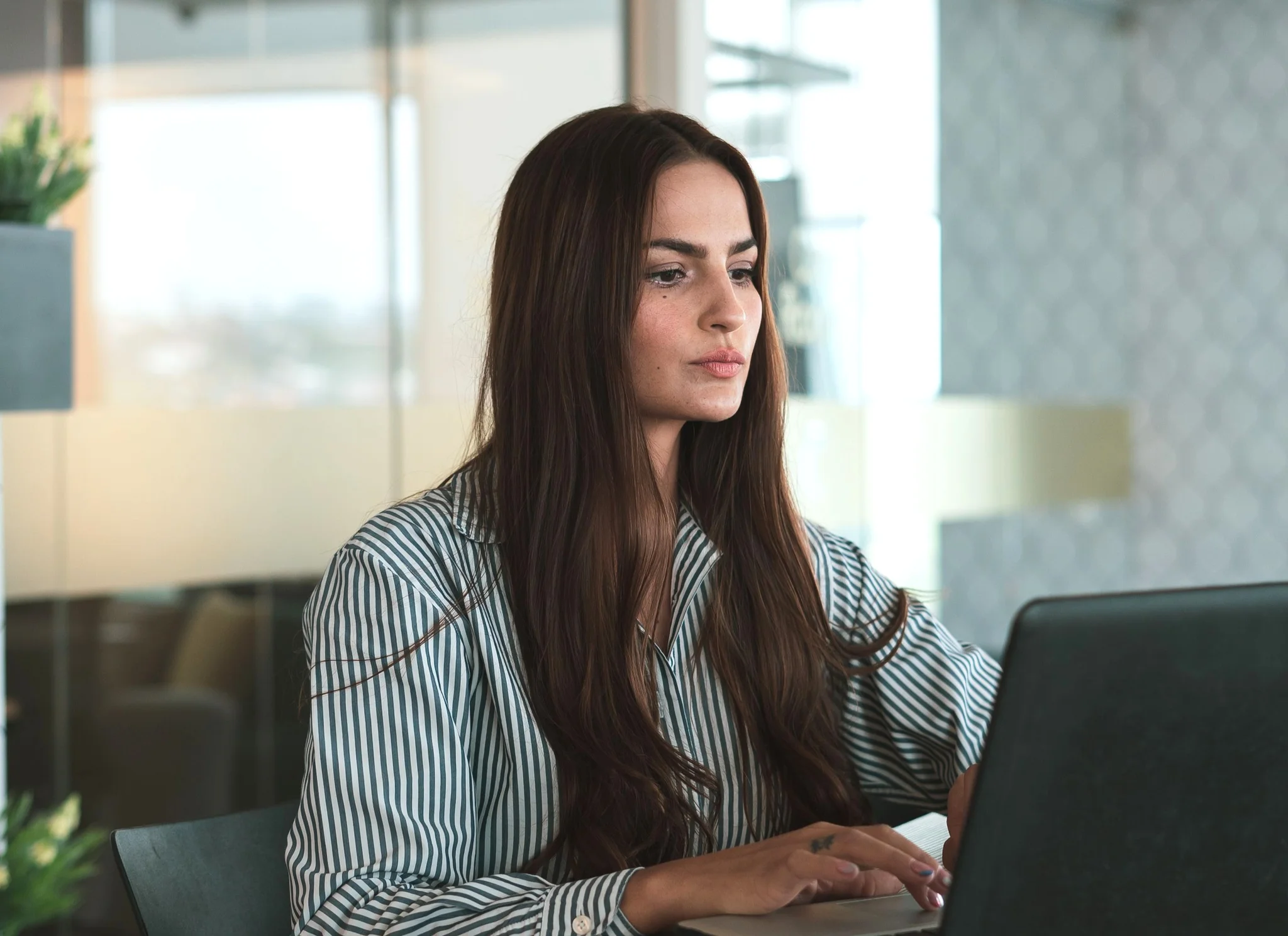woman on laptop