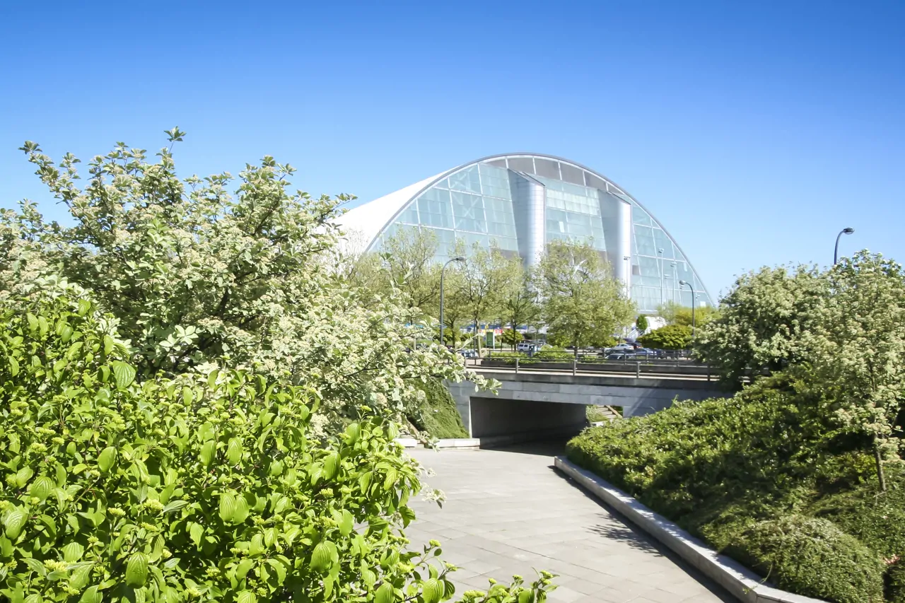 Redway pedestrian route leading to Xscape Entertainment complex in Milton Keynes central