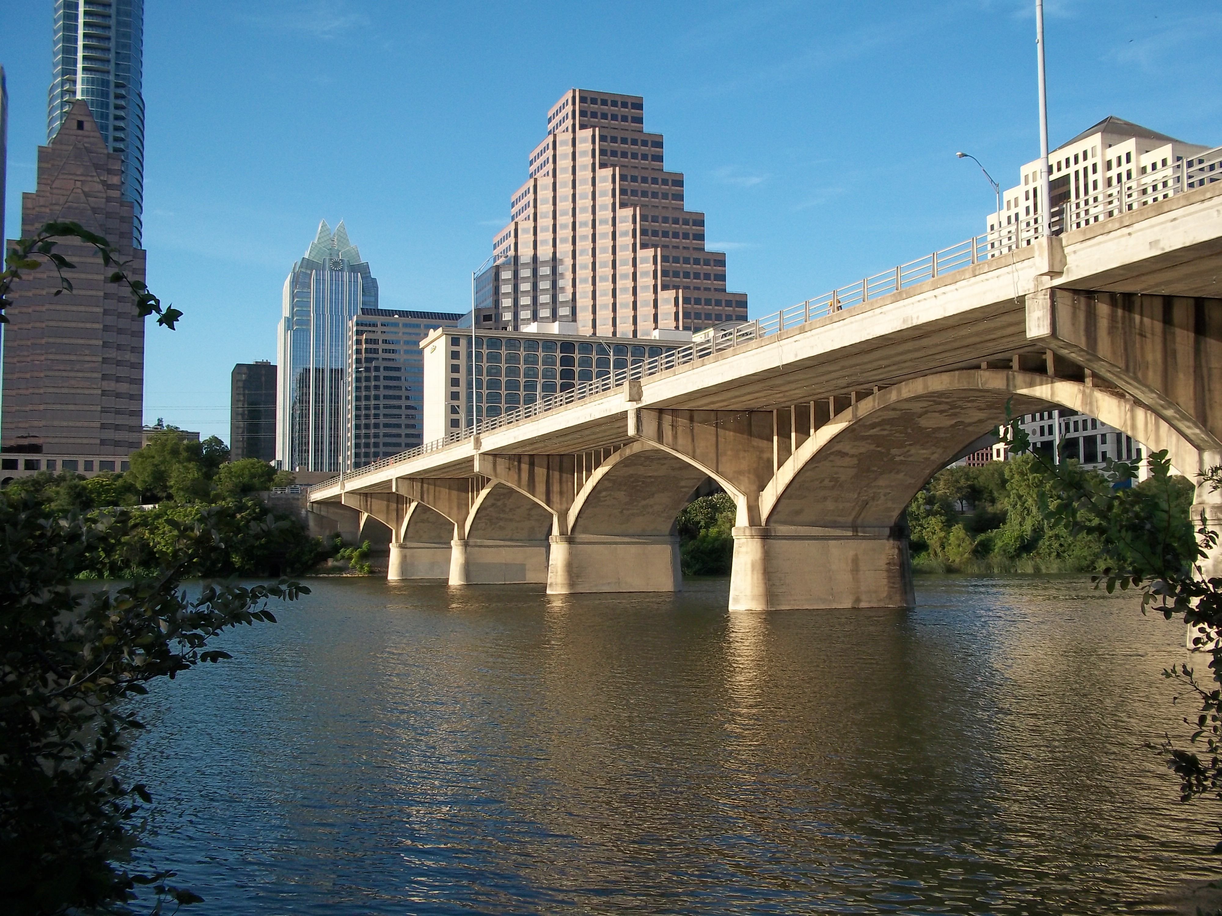 Why are so many people relocating to Austin, Texas?