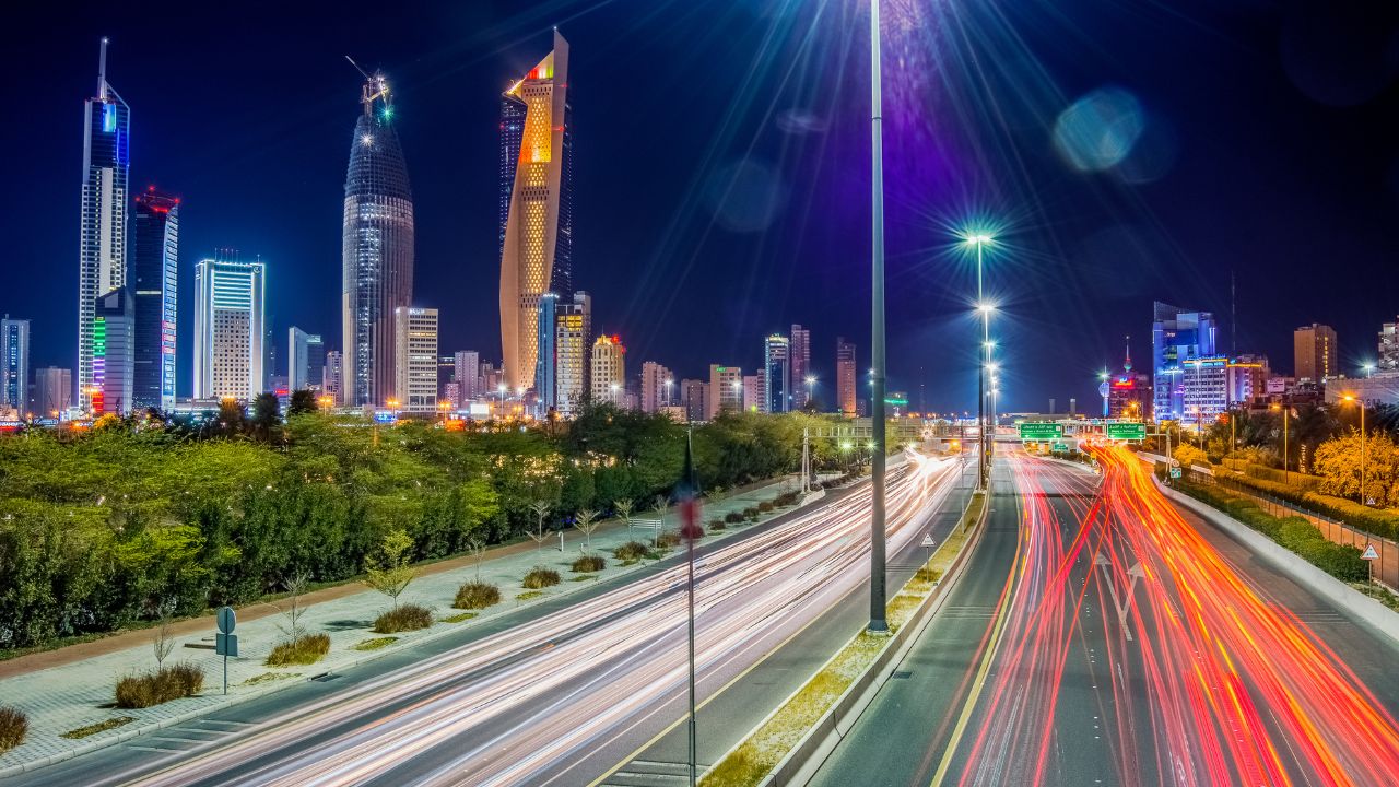 Tram in Dubai