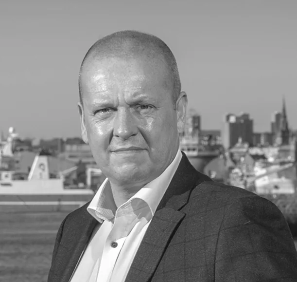 consultant headshot: Steve Greig