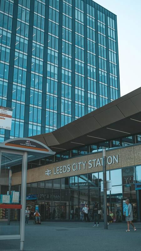 Leeds train station