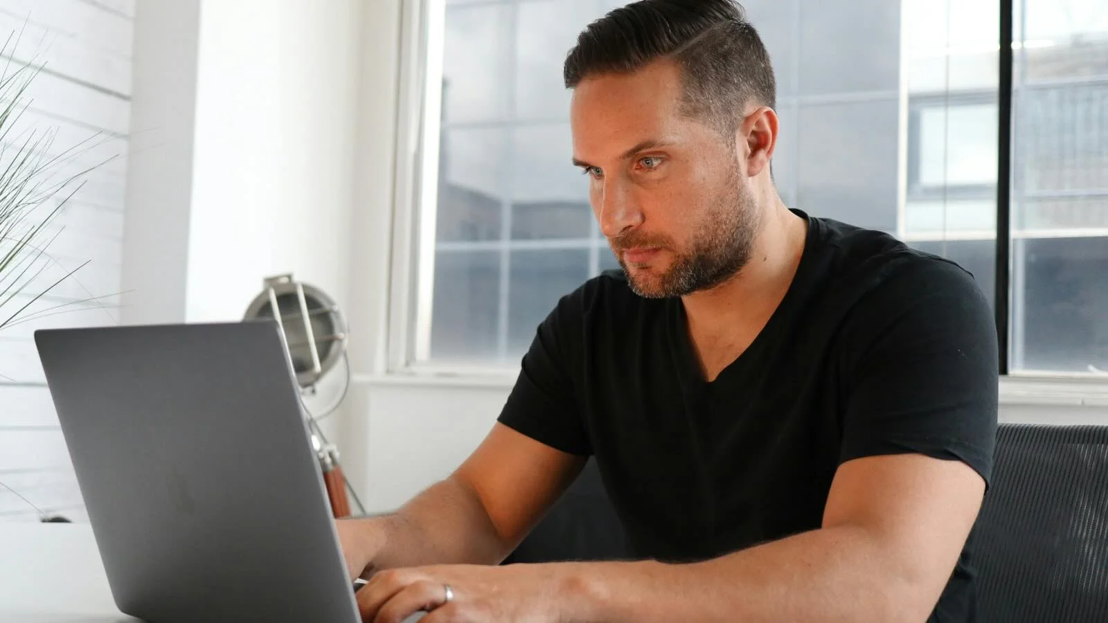 How to pass CV screening in an AI-first hiring world
