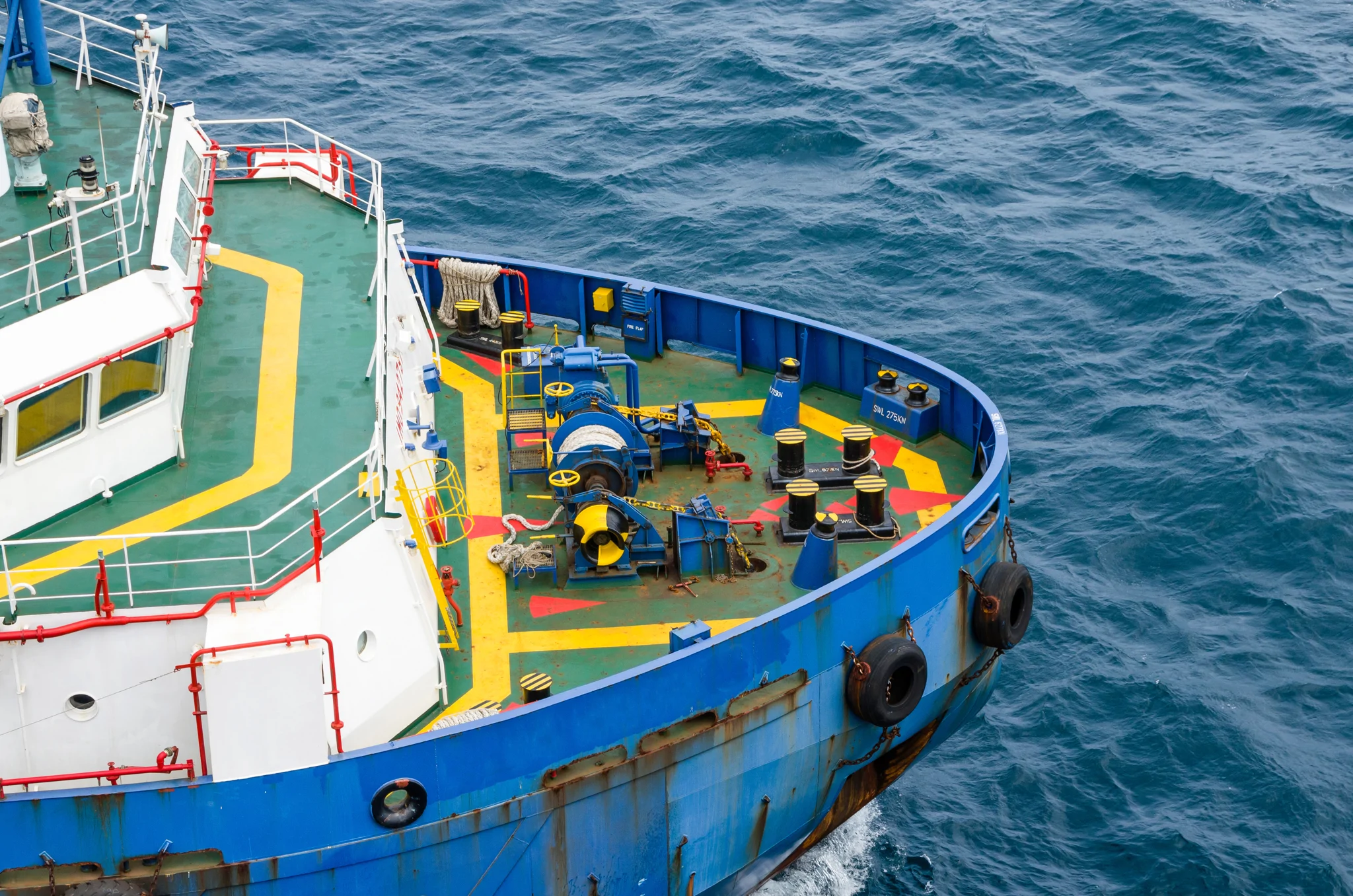 front half of vessel on ocean