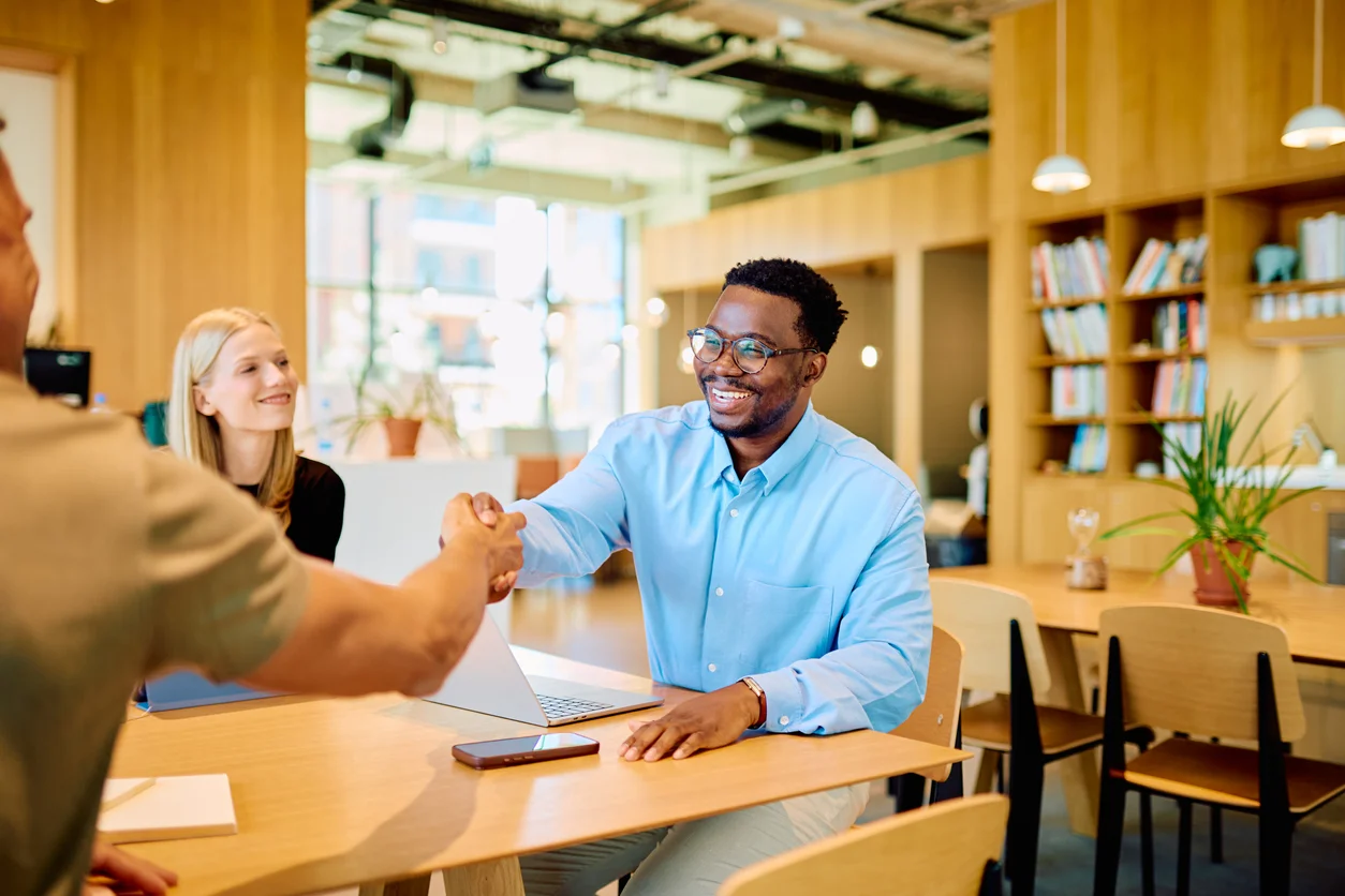 How to structure interviews that secure strong finance candidates 
