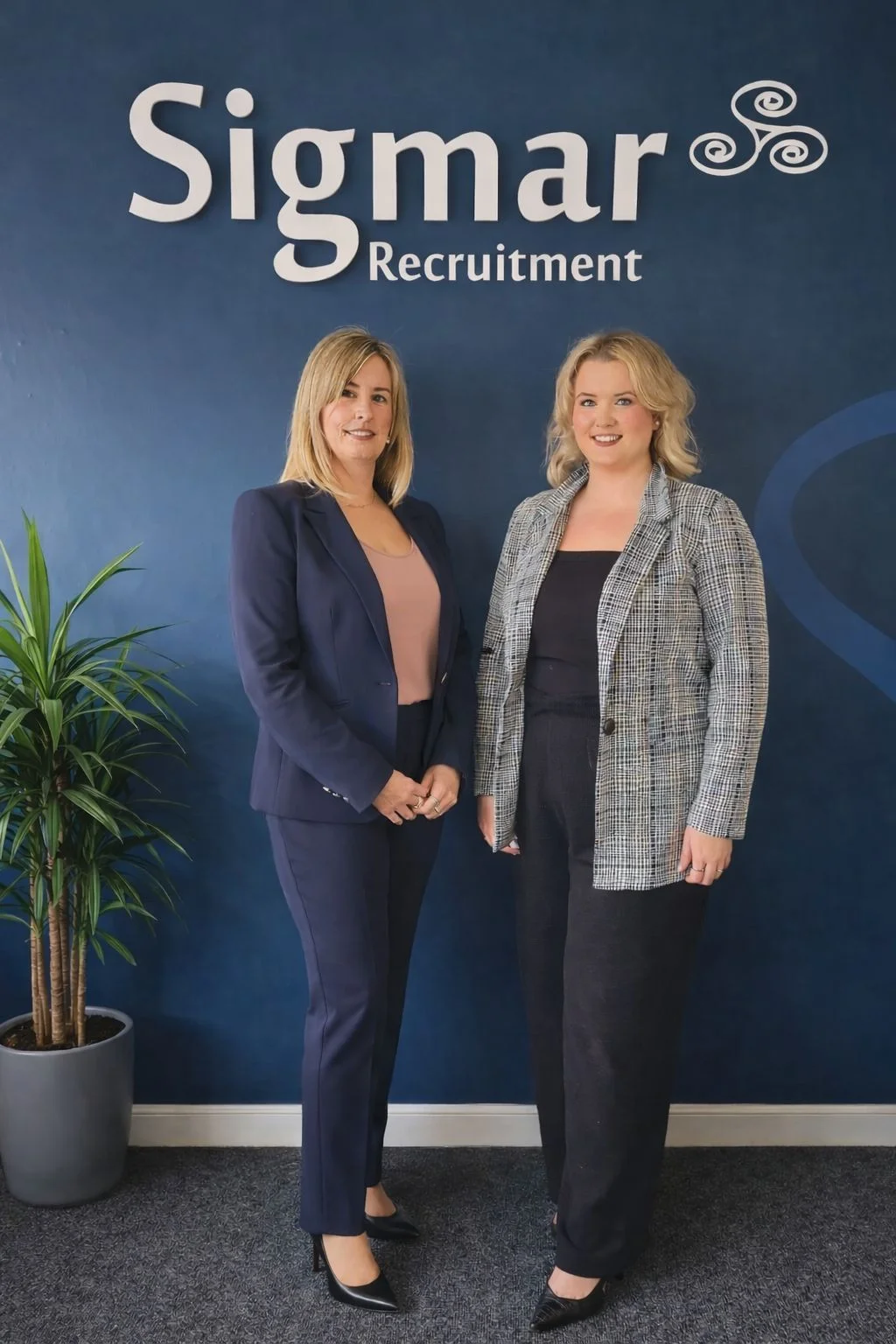 Part of the sigmar team in an office 