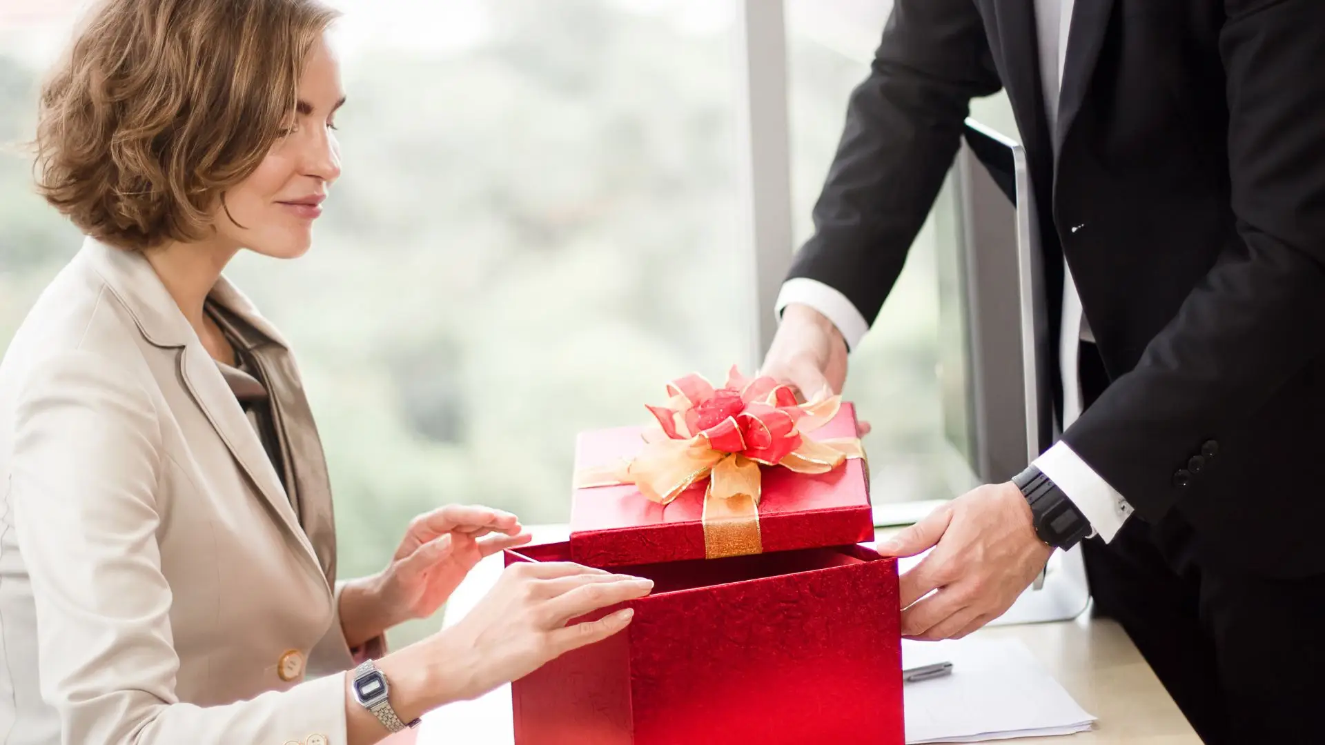 5 Ways to Show Appreciation to Your Clients This Christmas