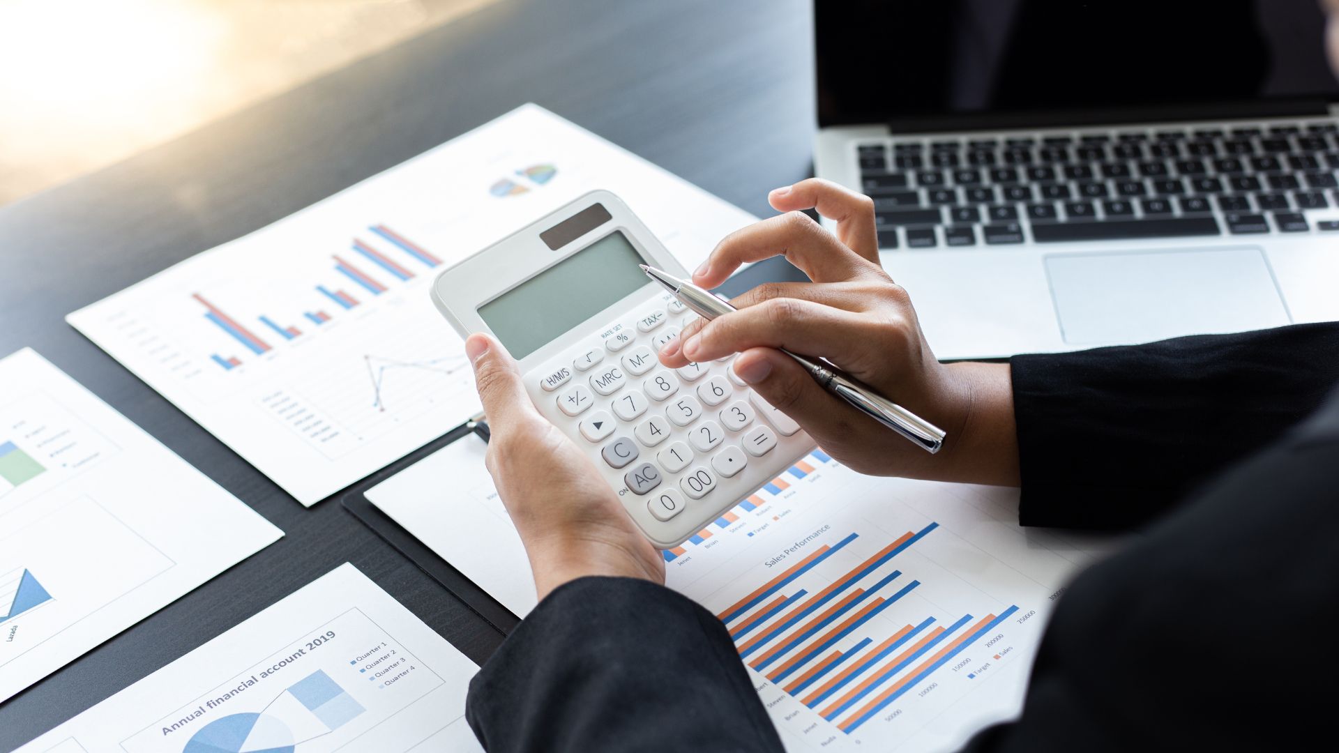 What Is the Difference Between Accounting and Bookkeeping?