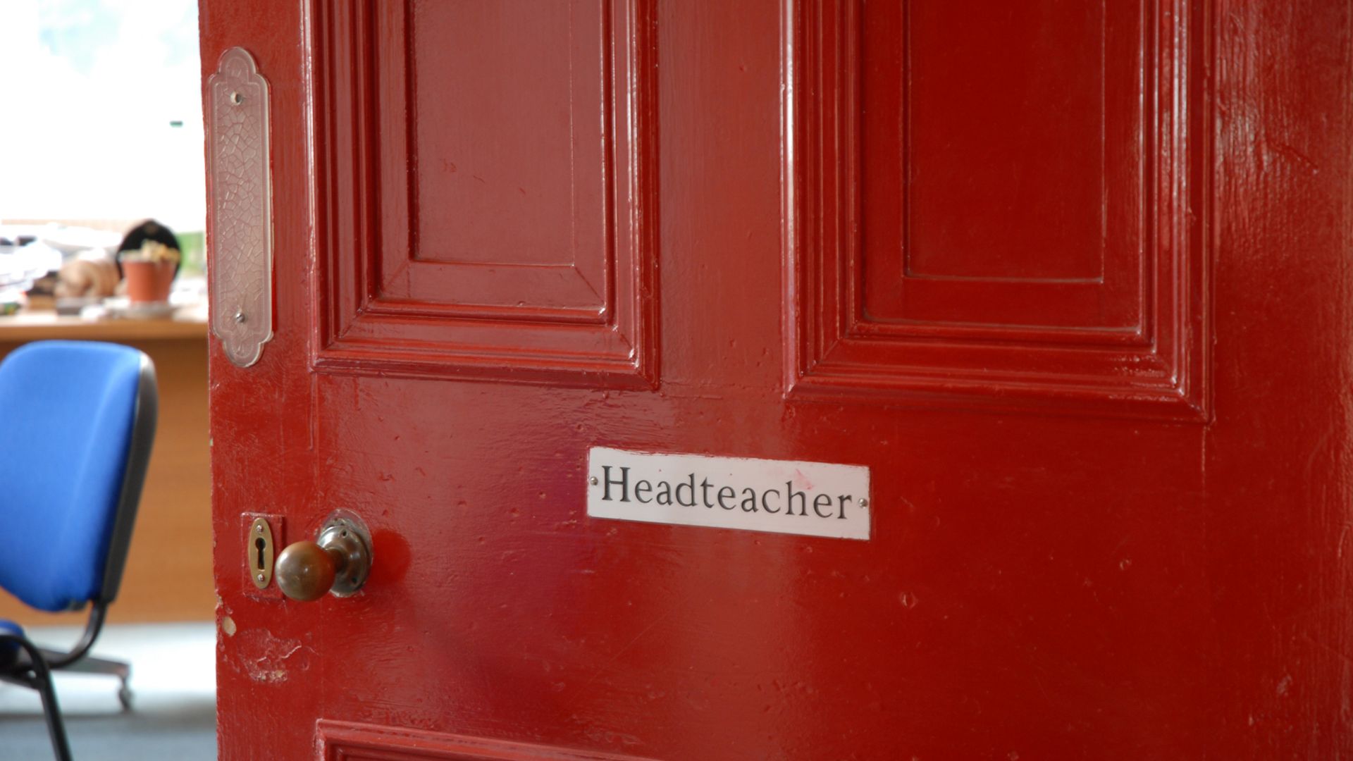 What Happens If A Headteacher Quits?