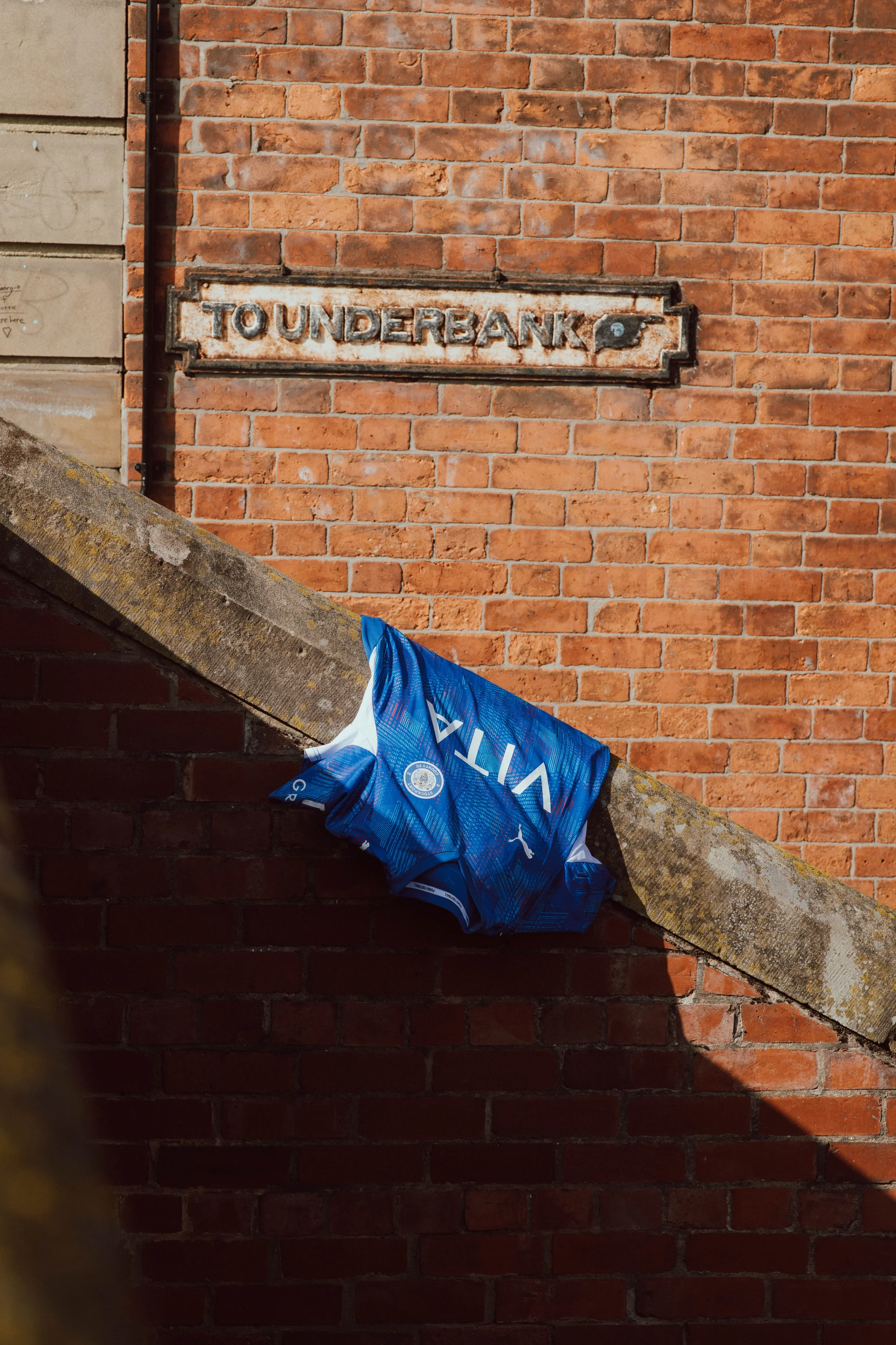 https://sitescdn.wearevennture.co.uk/public/stockport-county-careers/assets/county-owenpetersphotography-5994.webp