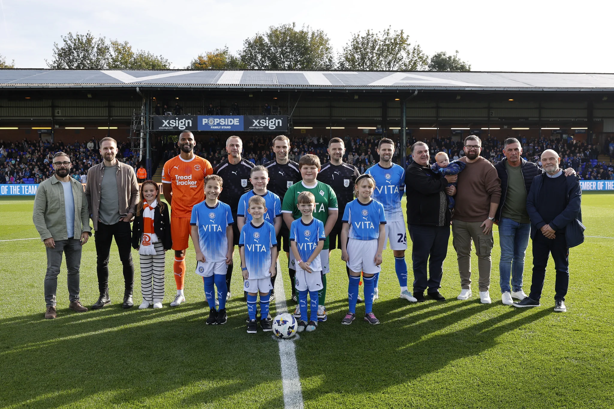 https://sitescdn.wearevennture.co.uk/public/stockport-county-careers/assets/mascots_blackpool_111025-015.webp
