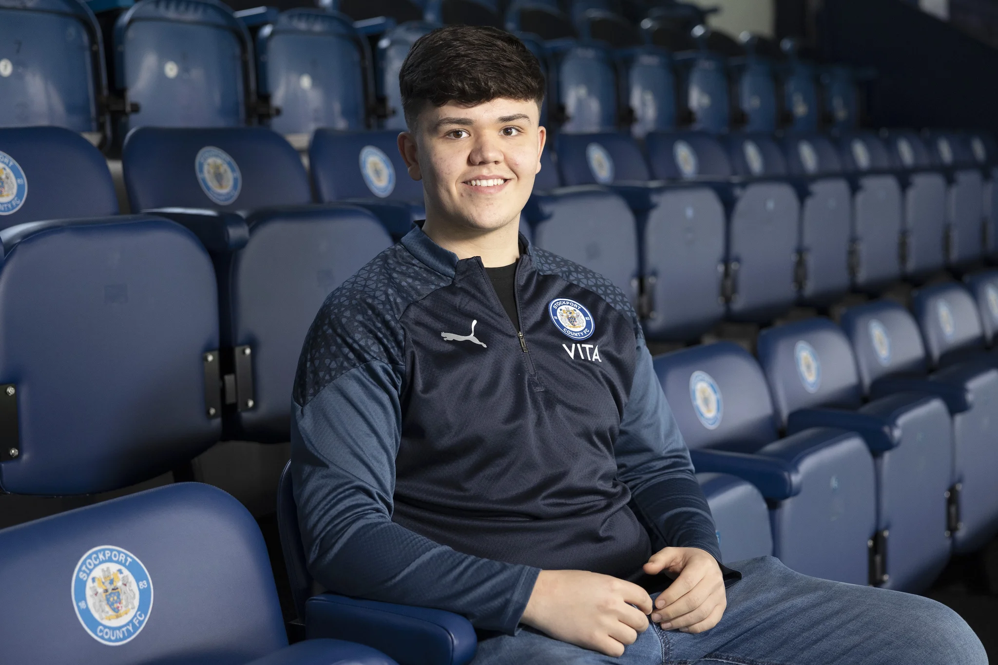 Max Jones image