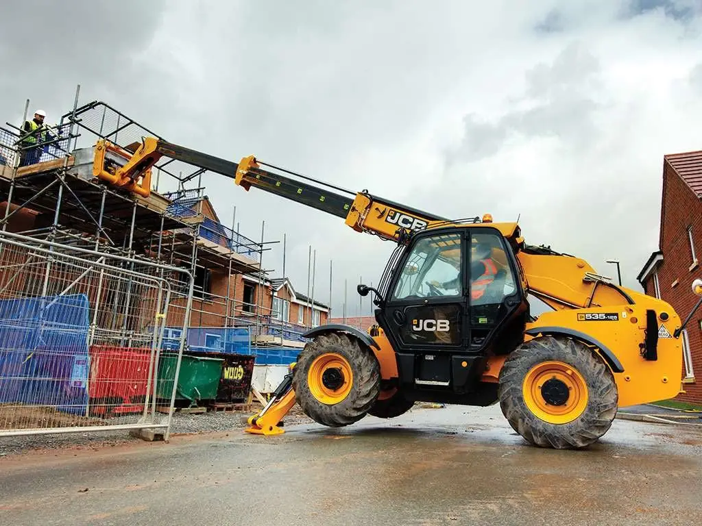 A JCB Teleporter operating on a residential site 