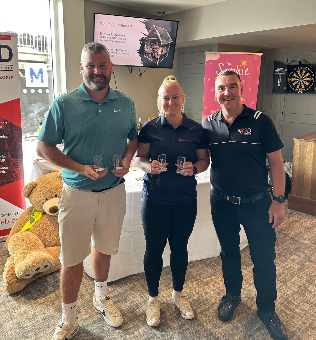 The 2025 runners up team collect their trophies