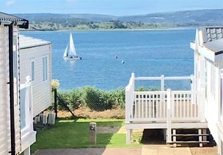 Sophie's Rainbow Retreat - Rockley Park, Poole