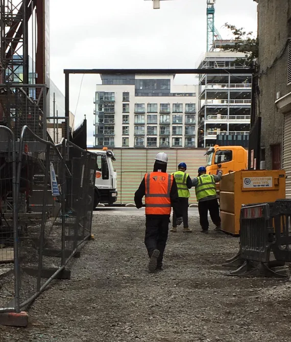 A 3D Personnel operative on site