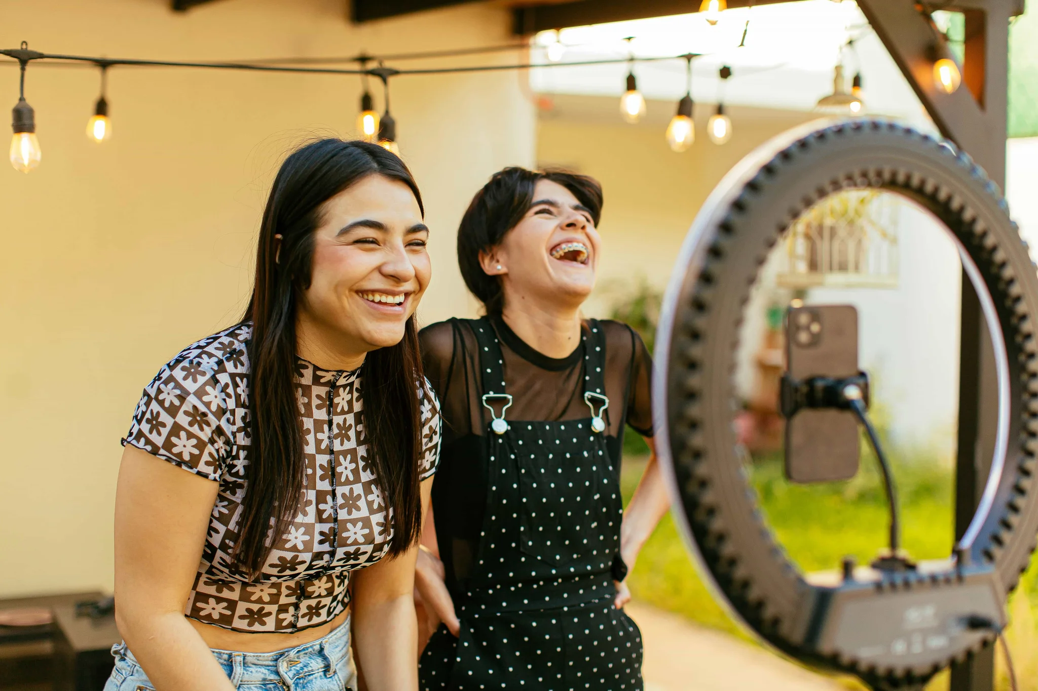 Why Every Careers Site Needs a Social Hub