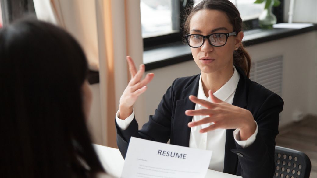 The Guide to Avoiding Common Interview Errors and Getting the Job